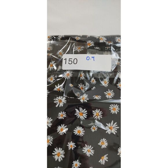 Maurices Daisy Floral Top Size XL - Picture 10 of 10